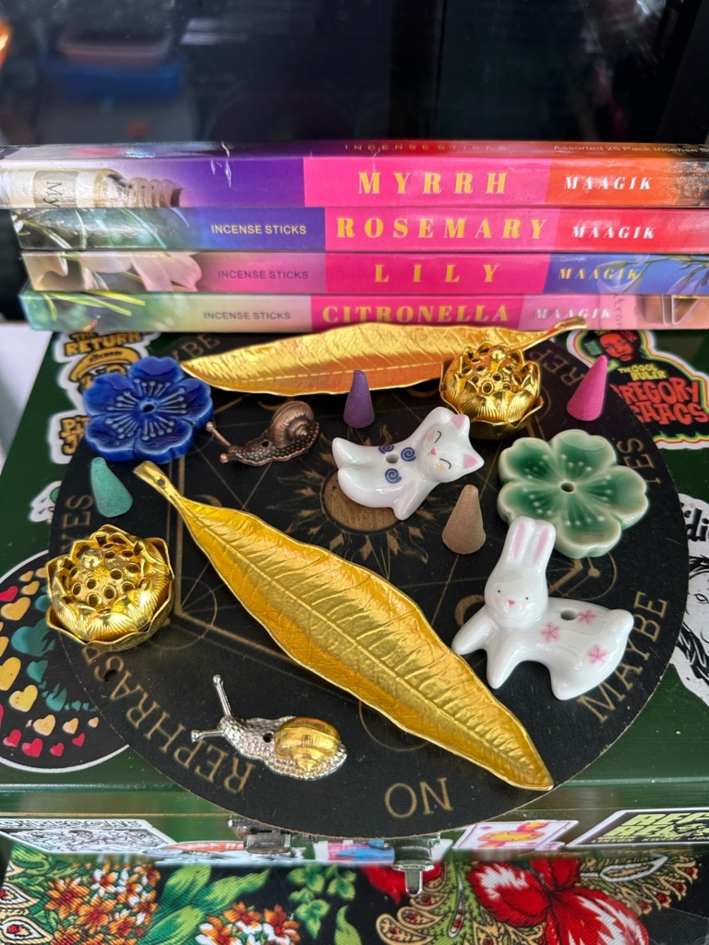 Intuitive Mini Incense Kit – Holder + Incense – Witchy Surprise Set